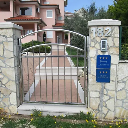 Fernetich Apartmán *