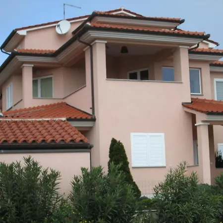 Fernetich * Premantura