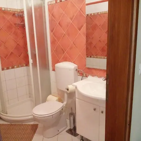 Fernetich Apartment *