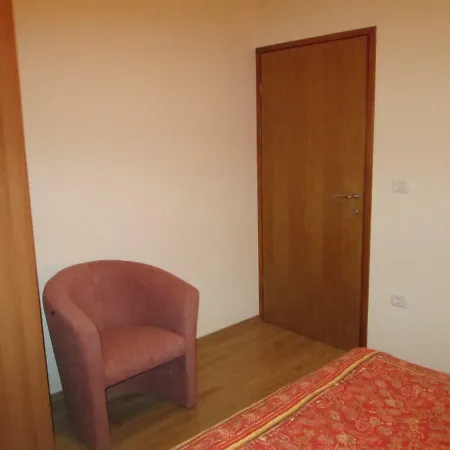 Fernetich Apartment *